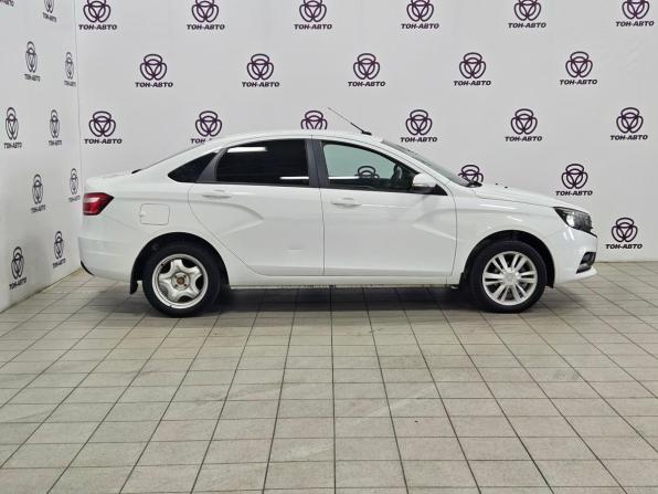 Lada (ВАЗ) Vesta I с пробегом 2017 года, цена 758 000 рублей, 127140 км, седан, Автокод Объявления