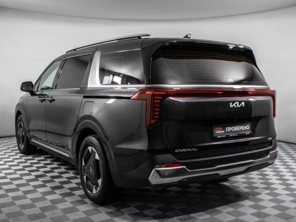 Kia Carnival IV Рестайлинг с пробегом 2025 года, цена 5 593 500 рублей, 3120 км, минивэн, Автокод Объявления