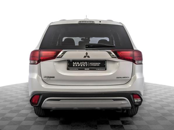 Mitsubishi Outlander III Рестайлинг 3 с пробегом 2018 года, цена 1 850 000 рублей, 162450 км, внедорожник, Автокод Объявления
