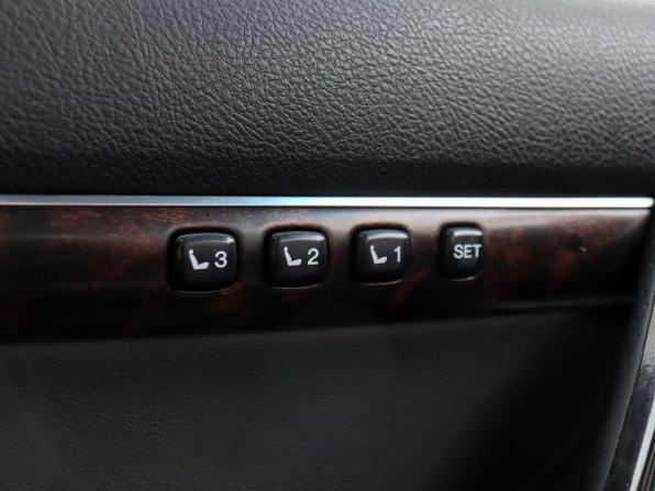 Toyota Land Cruiser 200 Series с пробегом 2008 года, цена 2 900 000 рублей, 294926 км, внедорожник, Автокод Объявления