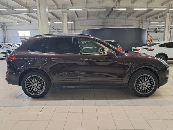 Porsche Cayenne II Рестайлинг (958) с пробегом 2017 года, цена 4 070 000 рублей, 169600 км, внедорожник, Автокод Объявления