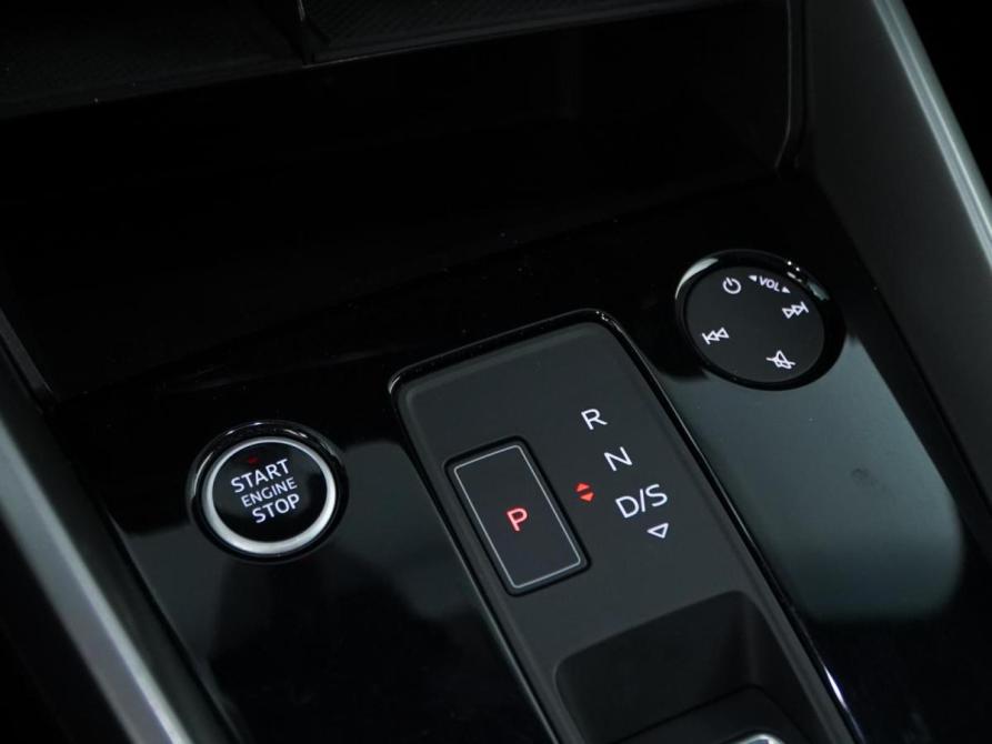 Audi A3 IV (8Y) Москва  - изображение 15