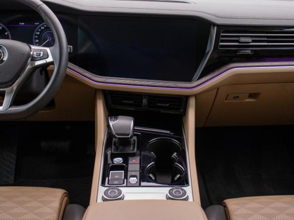 Volkswagen Touareg III с пробегом 2020 года, цена 4 295 000 рублей, 108000 км, внедорожник, Автокод Объявления
