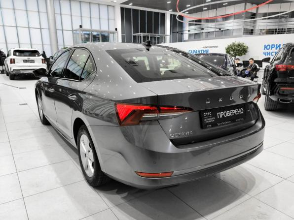 Skoda Octavia IV (A8) с пробегом 2021 года, цена 1 830 000 рублей, 175616 км, лифтбек, Автокод Объявления