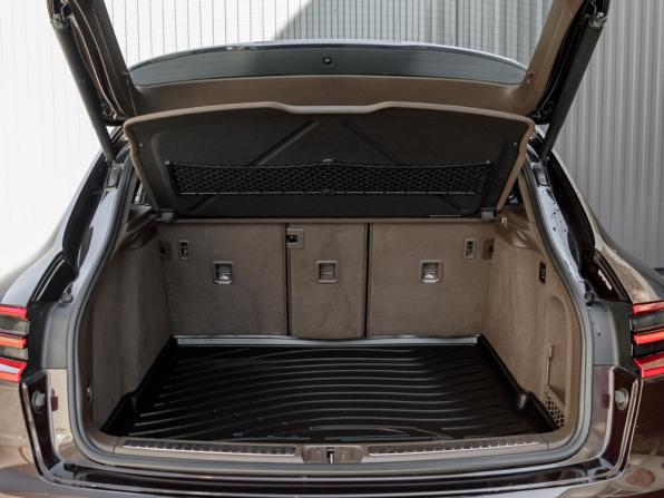 Porsche Macan I с пробегом 2015 года, цена 2 695 000 рублей, 132462 км, внедорожник, Автокод Объявления