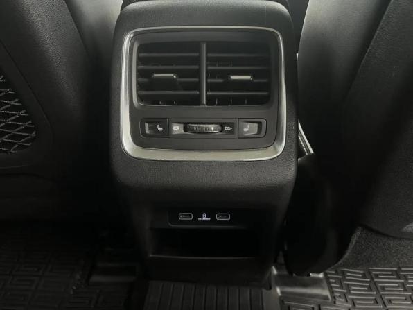 Geely Atlas Pro с пробегом 2023 года, цена 2 000 000 рублей, 63201 км, внедорожник, Автокод Объявления