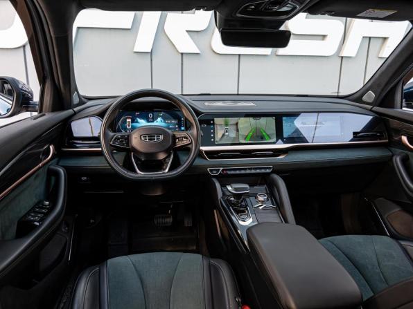 Geely Monjaro I с пробегом 2023 года, цена 3 230 000 рублей, 52217 км, внедорожник, Автокод Объявления