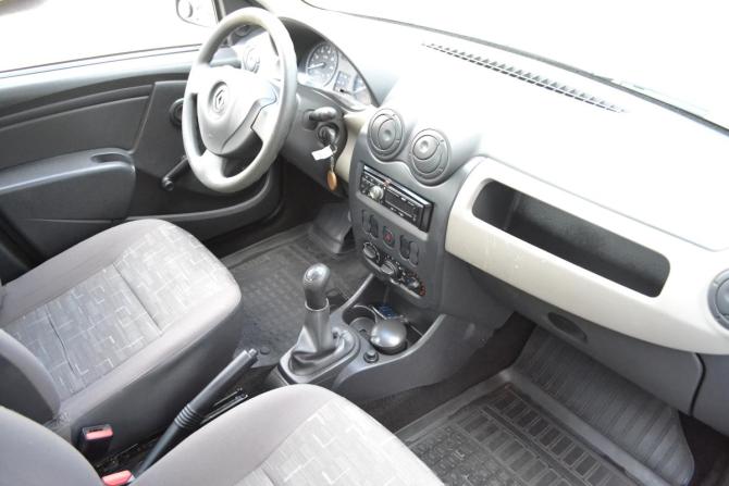Renault Logan I Рестайлинг с пробегом 2013 года, цена 410 000 рублей, 146645 км, седан, Автокод Объявления