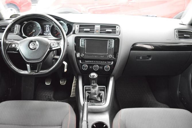 Volkswagen Jetta VI Рестайлинг с пробегом 2017 года, цена 1 299 000 рублей, 136000 км, седан, Автокод Объявления