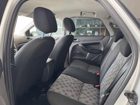 Ford Focus II с пробегом 2006 года, цена 291 600 рублей, 329247 км, седан, Автокод Объявления