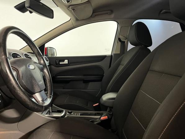 Ford Focus II Рестайлинг с пробегом 2010 года, цена 589 900 рублей, 174000 км, хэтчбек, Автокод Объявления