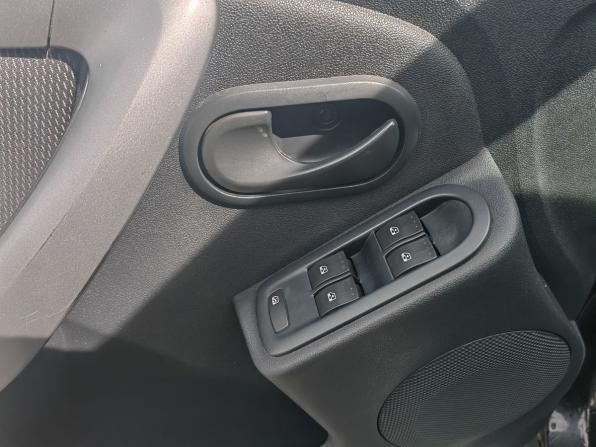 Renault Duster I с пробегом 2013 года, цена 929 000 рублей, 169500 км, внедорожник, Автокод Объявления