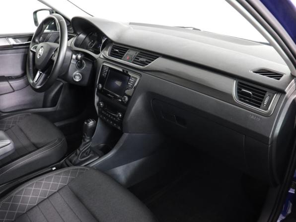 Skoda Rapid I Рестайлинг с пробегом 2019 года, цена 1 427 000 рублей, 82670 км, лифтбек, Автокод Объявления