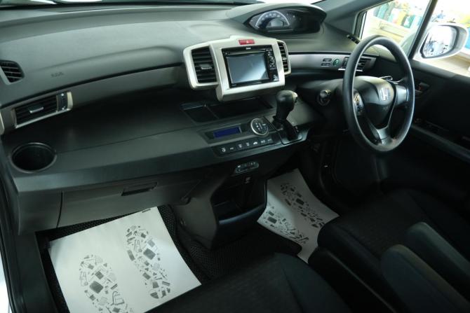 Honda Freed I Рестайлинг 2 с пробегом 2015 года, цена 1 199 000 рублей, 187000 км, компактвэн, Автокод Объявления