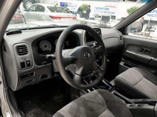 Nissan NP300 с пробегом 2012 года, цена 850 000 рублей, 310000 км, пикап, Автокод Объявления