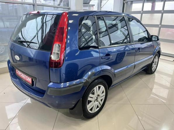 Ford Fusion I Рестайлинг с пробегом 2008 года, цена 264 000 рублей, 290000 км, хэтчбек, Автокод Объявления