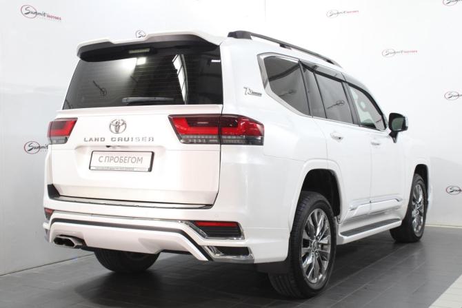 Toyota Land Cruiser 300 Series с пробегом 2021 года, цена 11 000 000 рублей, 68946 км, внедорожник, Автокод Объявления