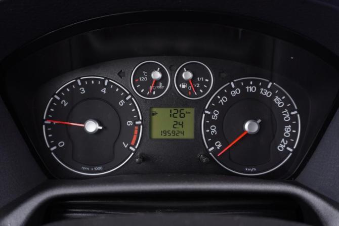 Ford Fusion I Рестайлинг с пробегом 2009 года, цена 379 000 рублей, 195809 км, хэтчбек, Автокод Объявления