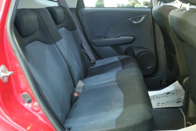 Honda Fit II с пробегом 2010 года, цена 699 000 рублей, 182000 км, хэтчбек, Автокод Объявления