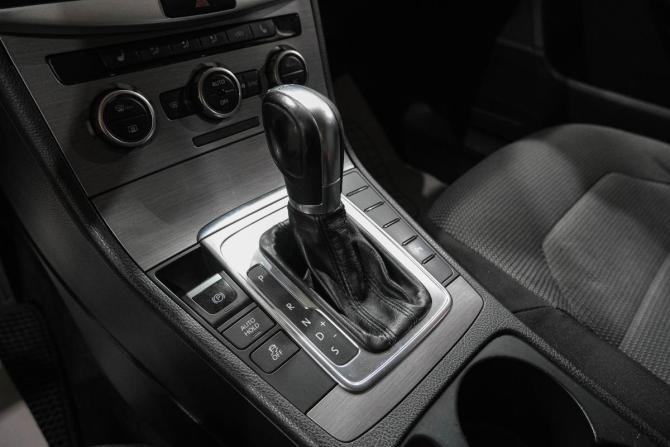 Volkswagen Passat B7 с пробегом 2012 года, цена 849 000 рублей, 138000 км, седан, Автокод Объявления