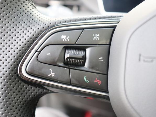 Geely Coolray I Рестайлинг с пробегом 2024 года, цена 2 230 000 рублей, 14173 км, внедорожник, Автокод Объявления
