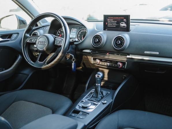 Audi A3 III (8V) Рестайлинг с пробегом 2017 года, цена 1 999 000 рублей, 98311 км, седан, Автокод Объявления