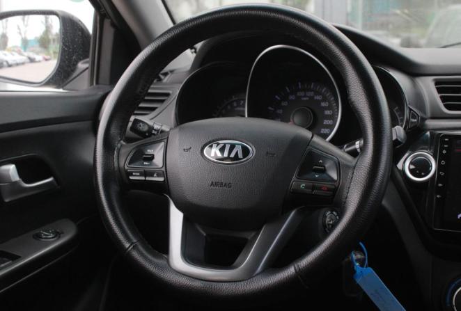 Kia Rio III с пробегом 2013 года, цена 860 000 рублей, 216110 км, седан, Автокод Объявления