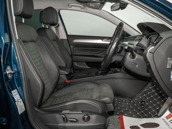 Volkswagen Passat B8 Рестайлинг с пробегом 2021 года, цена 2 400 000 рублей, 52607 км, седан, Автокод Объявления