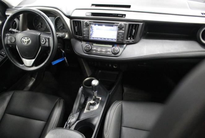 Toyota RAV4 IV (XA40) Рестайлинг с пробегом 2016 года, цена 1 850 000 рублей, 110720 км, внедорожник, Автокод Объявления