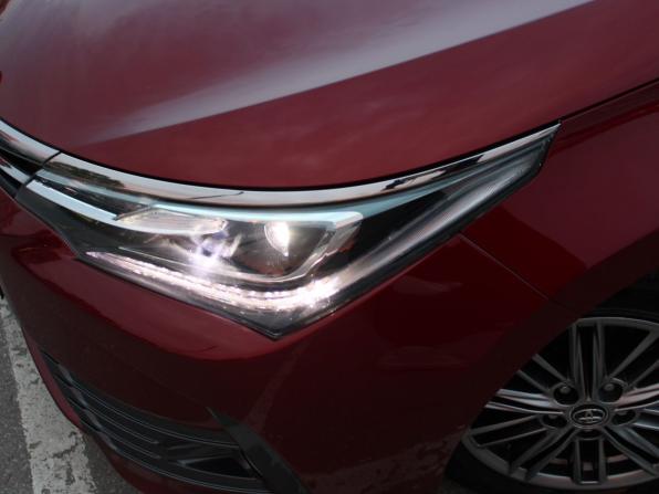 Toyota Corolla XI (E160 E170 E180) Рестайлинг 1 с пробегом 2018 года, цена 1 729 000 рублей, 114680 км, седан, Автокод Объявления