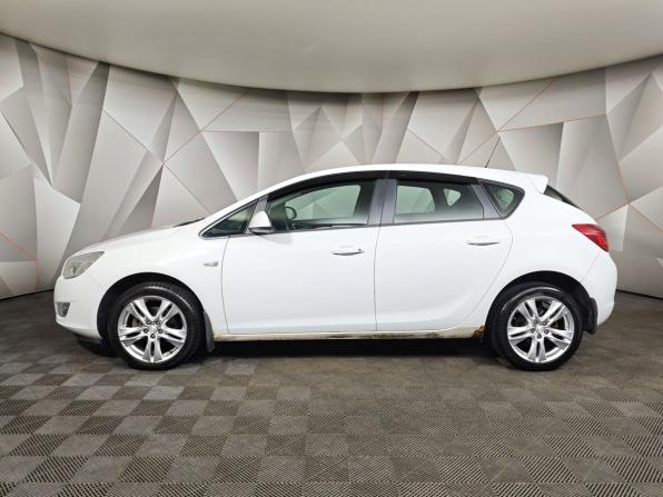 Opel Astra J с пробегом 2011 года, цена 599 000 рублей, 167816 км, хэтчбек, Автокод Объявления