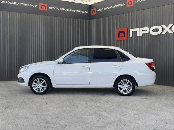 Lada (ВАЗ) Granta I Рестайлинг с пробегом 2022 года, цена 637 000 рублей, 57259 км, седан, Автокод Объявления