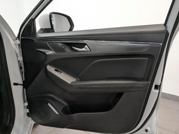 Haval Jolion I с пробегом 2023 года, цена 1 450 000 рублей, 122479 км, внедорожник, Автокод Объявления