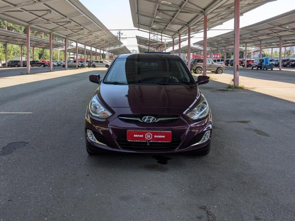 Hyundai Solaris I с пробегом 2012 года, цена 909 900 рублей, 50600 км, хэтчбек, Автокод Объявления
