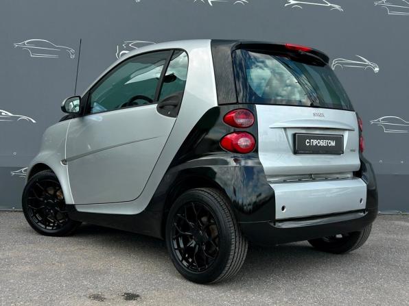 Smart Fortwo II с пробегом 2009 года, цена 544 800 рублей, 142367 км, хэтчбек, Автокод Объявления