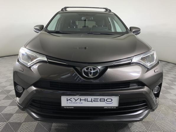 Toyota RAV4 IV (XA40) Рестайлинг с пробегом 2018 года, цена 2 350 000 рублей, 60881 км, внедорожник, Автокод Объявления
