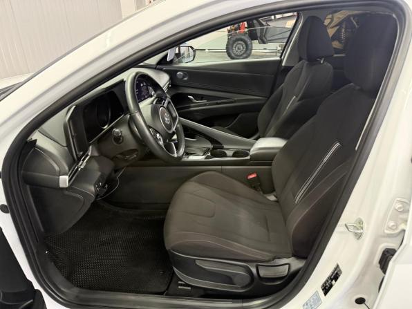 Hyundai Elantra VII (CN7) с пробегом 2021 года, цена 1 947 000 рублей, 129913 км, седан, Автокод Объявления