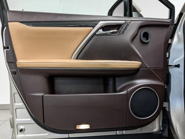 Lexus RX IV Рестайлинг с пробегом 2019 года, цена 3 500 000 рублей, 156000 км, внедорожник, Автокод Объявления