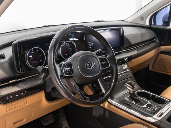 Kia Carnival IV с пробегом 2020 года, цена 3 700 000 рублей, 110000 км, минивэн, Автокод Объявления