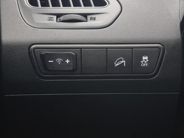 Hyundai ix35 I Рестайлинг с пробегом 2013 года, цена 1 139 000 рублей, 235187 км, внедорожник, Автокод Объявления