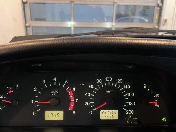 Chevrolet Niva I Рестайлинг с пробегом 2011 года, цена 370 000 рублей, 287364 км, внедорожник, Автокод Объявления