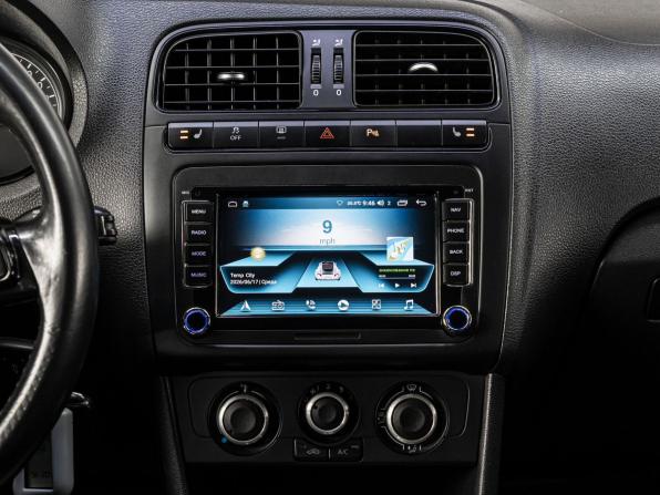 Volkswagen Polo V Рестайлинг с пробегом 2016 года, цена 1 100 000 рублей, 106364 км, седан, Автокод Объявления