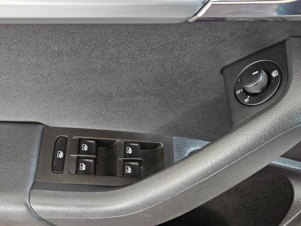 Skoda Octavia III (A7) Рестайлинг с пробегом 2017 года, цена 1 890 000 рублей, 148360 км, лифтбек, Автокод Объявления
