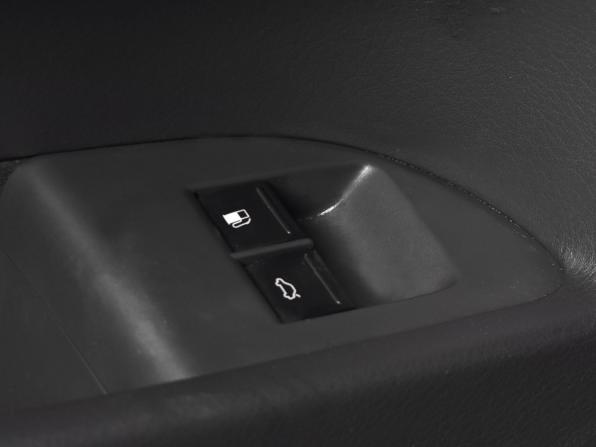 Volkswagen Touareg I Рестайлинг с пробегом 2009 года, цена 1 449 995 рублей, 259259 км, внедорожник, Автокод Объявления