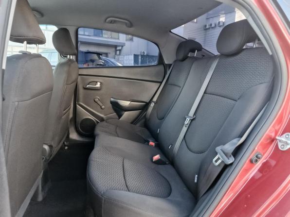 Kia Rio III Рестайлинг с пробегом 2016 года, цена 989 000 рублей, 148648 км, седан, Автокод Объявления