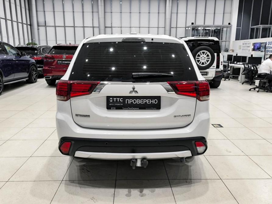 Mitsubishi Outlander III Рестайлинг 2 Казань  - изображение 7