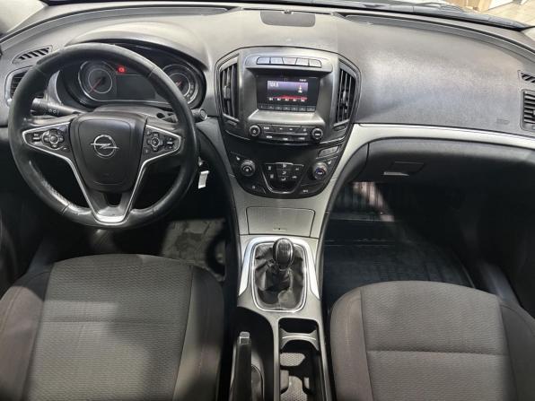 Opel Insignia I Рестайлинг с пробегом 2014 года, цена 953 000 рублей, 260861 км, седан, Автокод Объявления