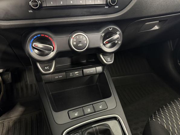 Kia Rio IV с пробегом 2019 года, цена 1 500 000 рублей, 126984 км, седан, Автокод Объявления