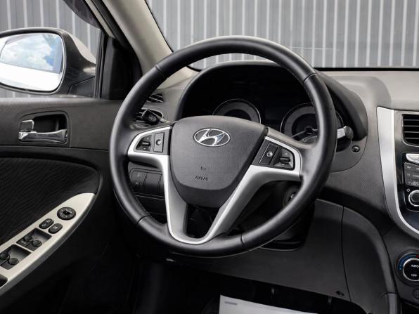 Hyundai Solaris I с пробегом 2011 года, цена 777 000 рублей, 126279 км, седан, Автокод Объявления