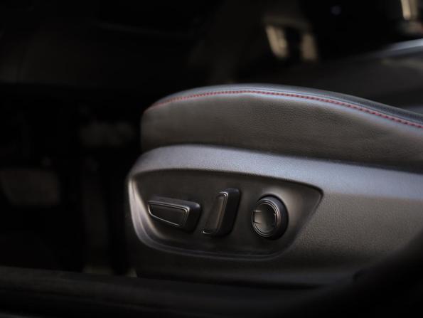 Toyota Camry VIII (XV70) Рестайлинг с пробегом 2021 года, цена 2 399 777 рублей, 223000 км, седан, Автокод Объявления